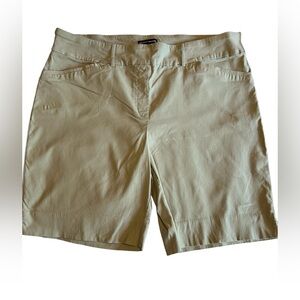 Hilary Radley Womens XXL Khaki Tan Stretch Walking Bermuda shorts